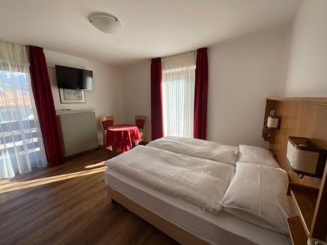 Garni Val Udai Hotel Mazzin Eksteriør billede